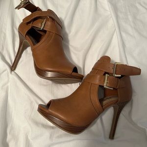 Womens brown heels